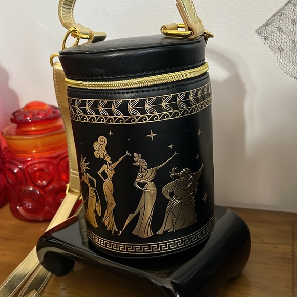 2022 Disney Parks Hercules 25th Anniversary Muses Crossbody Bag - Picture 3 of 7